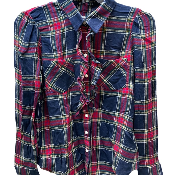 GAP Tops - ❤️ GAP PLAID RUFFLE HOLIDAY BUTTON DOWN TOP SIZE XS